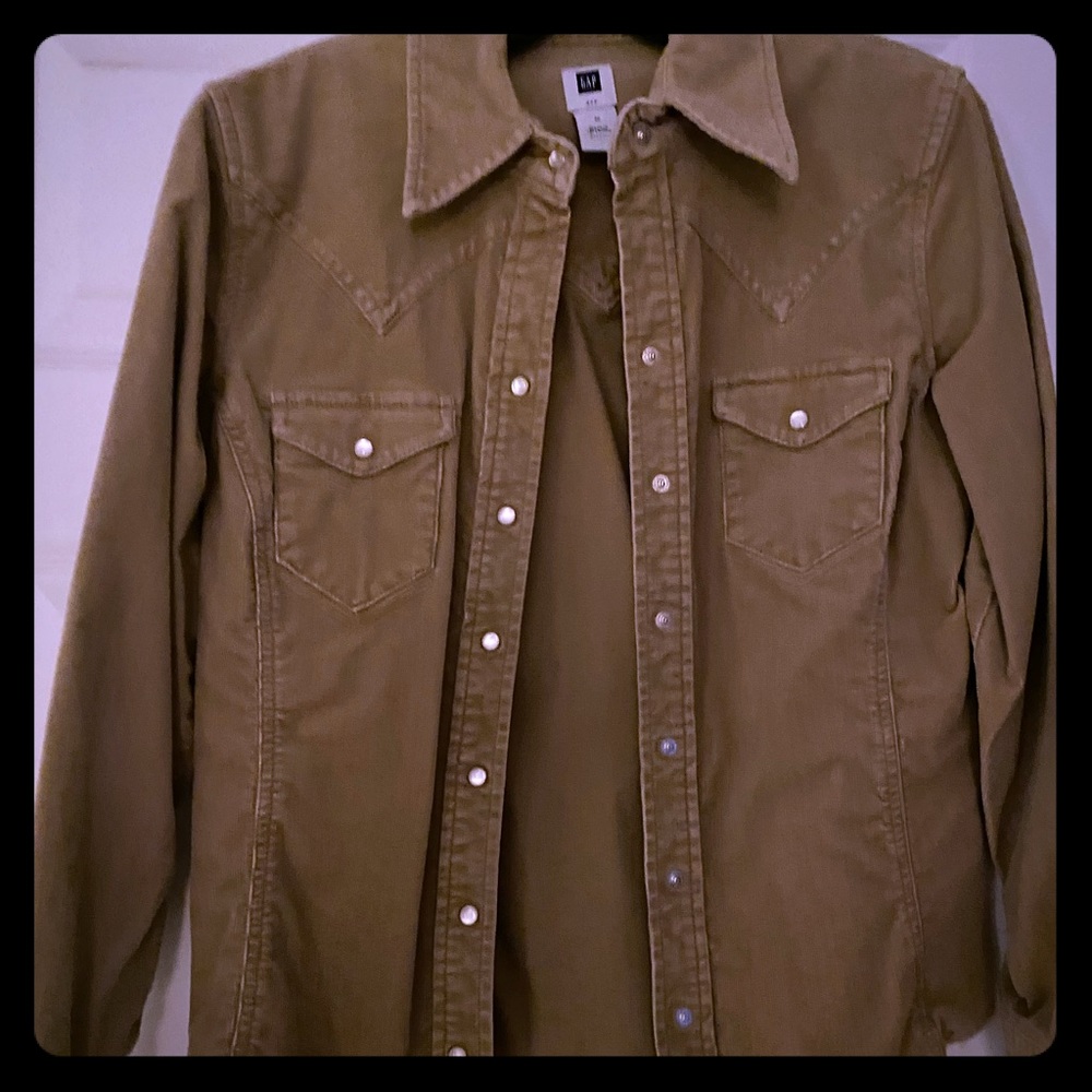 Corduroy snap button long sleeve shirt
